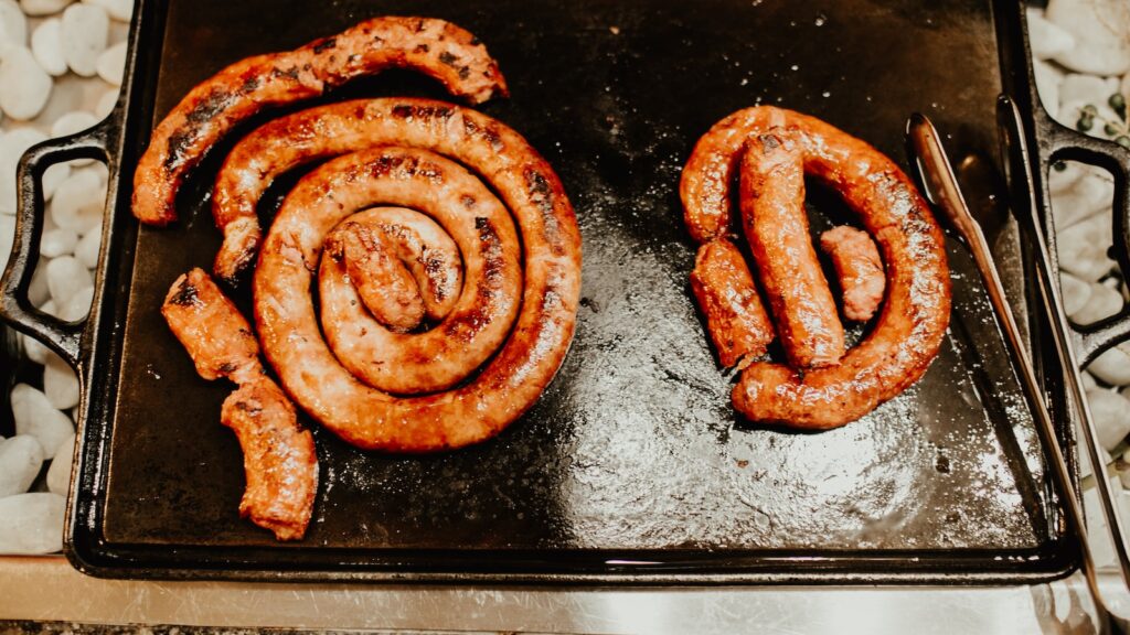 Linguiça calabresa pode em quem tem restrição ao leite?